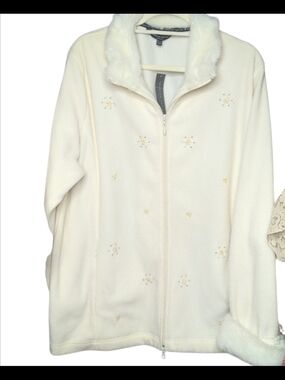 Carolyn Taylor White Teddy Jacket with Faux-Fur Trim 2X NWOT